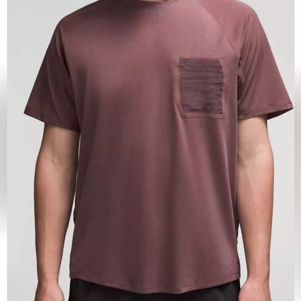 LULULEMON Ventilated Hiking Short Sleeve Shirt in Dark Oxide Size M